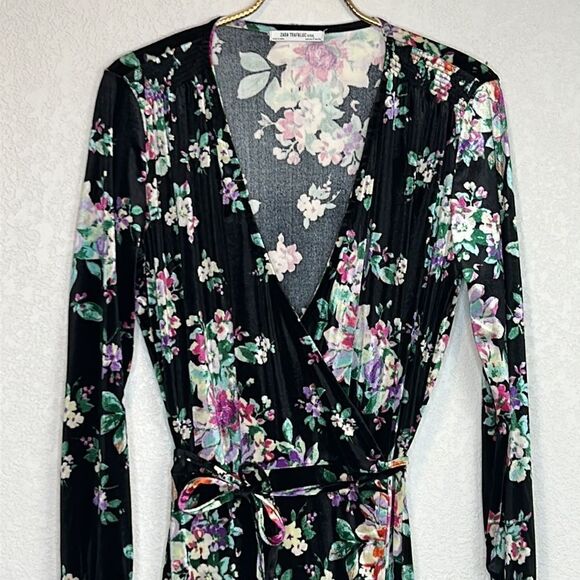 New ZARA Floral-Print Velvet Wrap Midi Dress Small - Picture 4 of 15